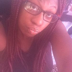 Meet your Posher, Deborah